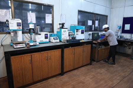 Rockwell Hardness Tester